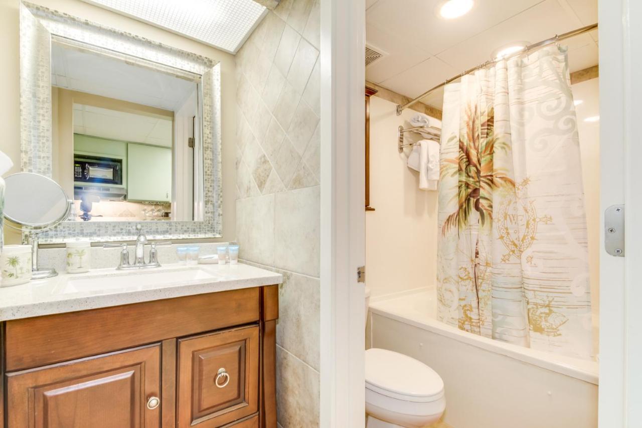 Oceanfront Condo W Balcony Minutes Walk To The Beach Myrtle Beach Exterior photo